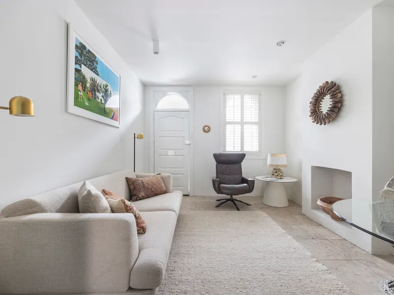 A Peachy Terrace In A Whisper-Quiet Pocket Of Paddington