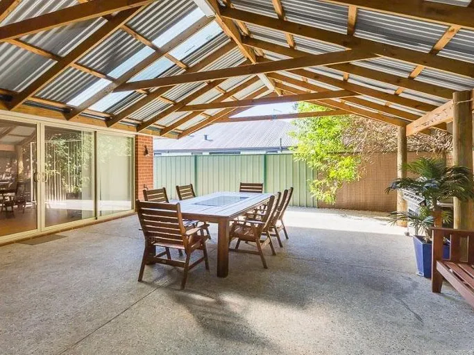 PERFECT INVESTMENT OR STARTER HOME