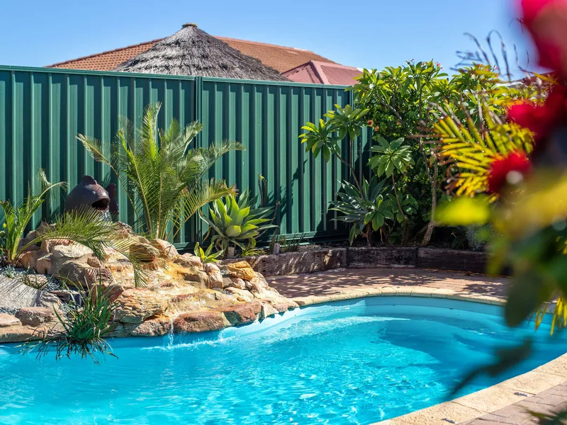 CHARMING COASTAL HOME, JUST MOMENTS FROM THE GOLF COURSE AND BEACH