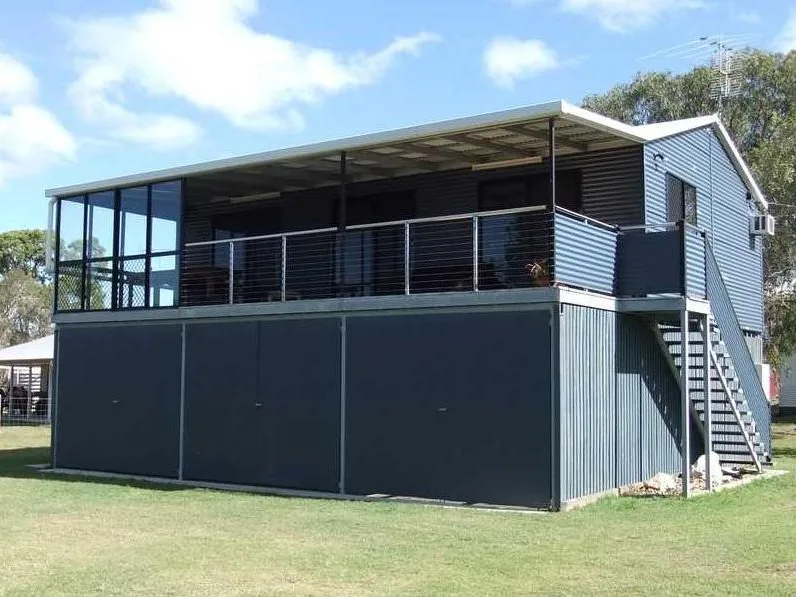 GRAB YOUR CRAB POTS & TINNY