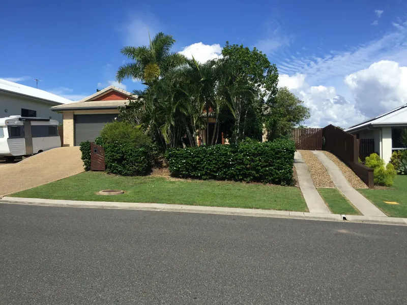 LARGE HOME WITH SHED