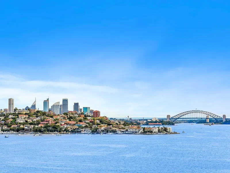 Designer Luxury With A Breathtaking Harbour Panorama