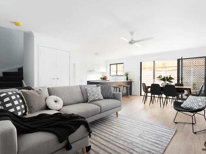 BRAND NEW: 4 BedroomsTownhouse U79 Infinity