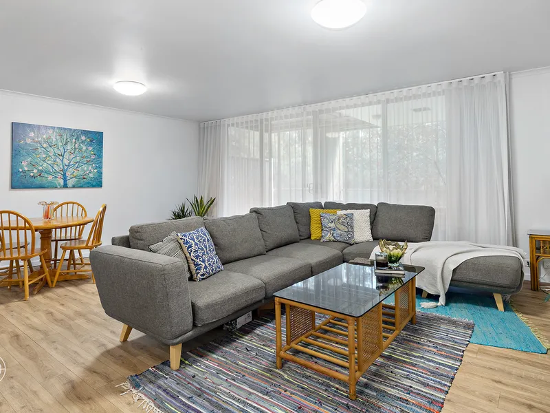 Updated 2-bedroom unit in the heart of Bruce