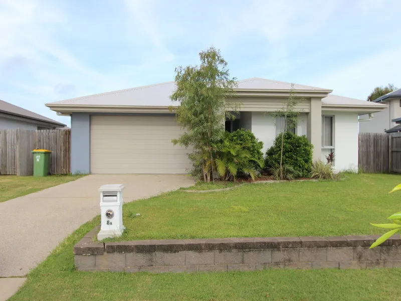 AVAILABLE FROM 22ND APRIL 2021 - 4BEDS 2BATHS 