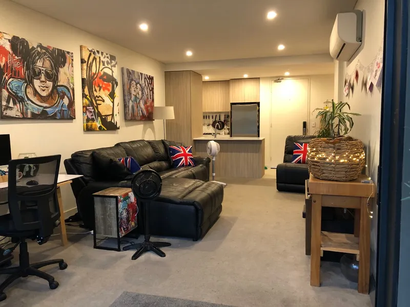 Executive Apartment in Prime Location with Lift in the Building