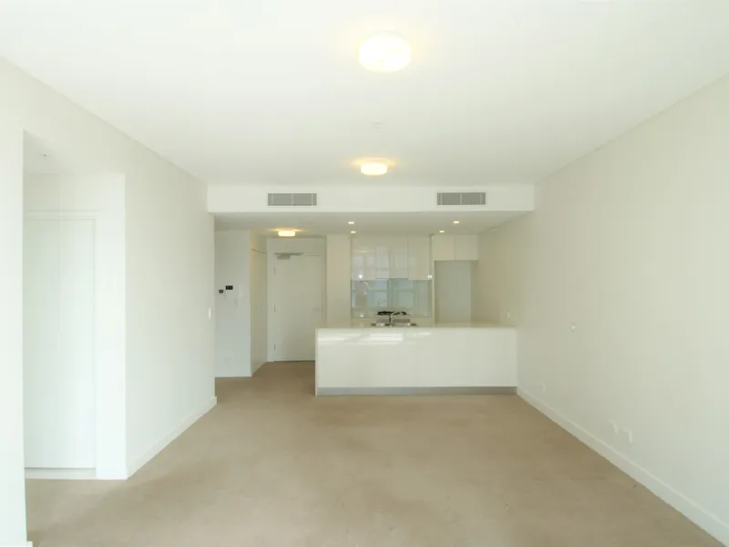 1 bedroom + study apartment in the heart of Chatswood