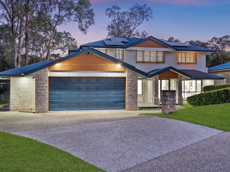 Experience Luxury Living: Stunning Double Story Palatial Home Awaits You!