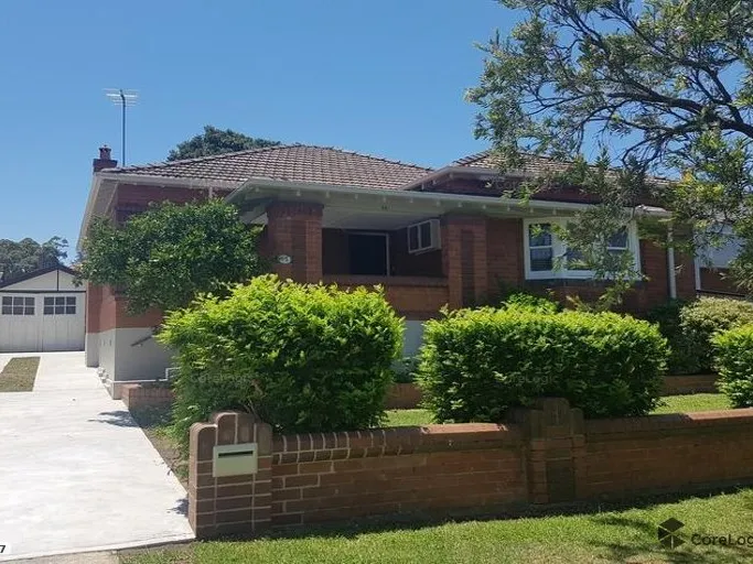 FULL BRICK BEAUTY - HOME SWEET HOME