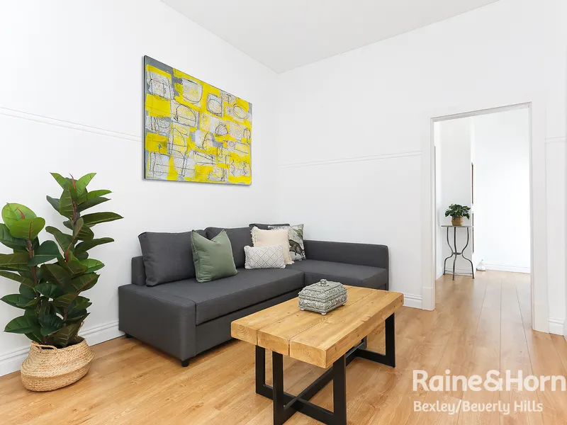 TWO BEDROOM CHIC APARTMENT