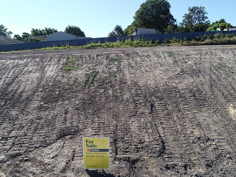 Surrounded by Quality homes with Mountain Views.