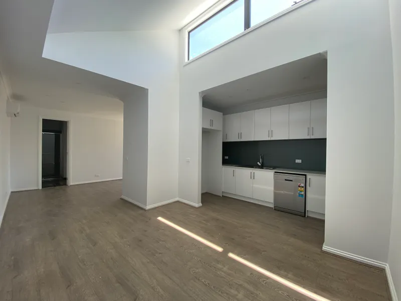 Beautiful and Modern Home in a Family Friendly Suburb