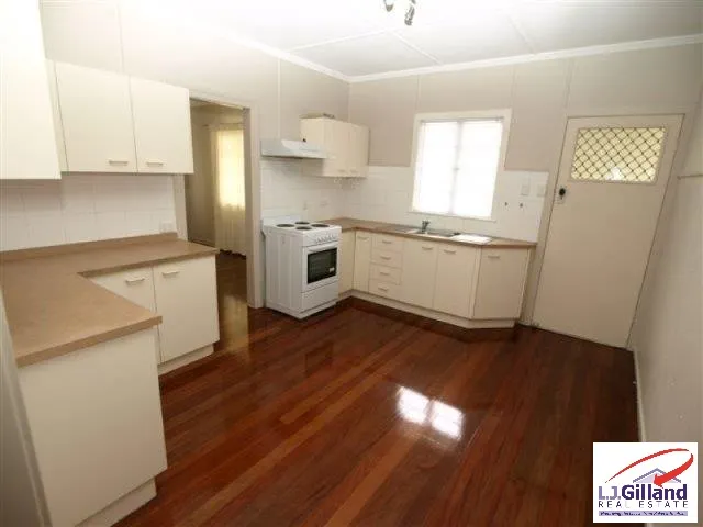 AIR-CON HOME IN THE HEART OF ANNERLEY.
