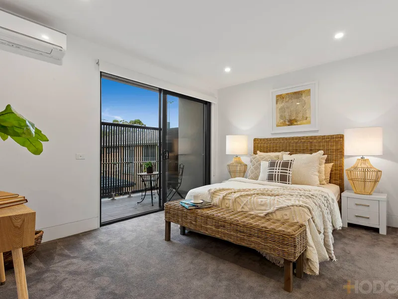 LIFESTYLE LOCATION, LUXURY TOWNHOUSE LIVING