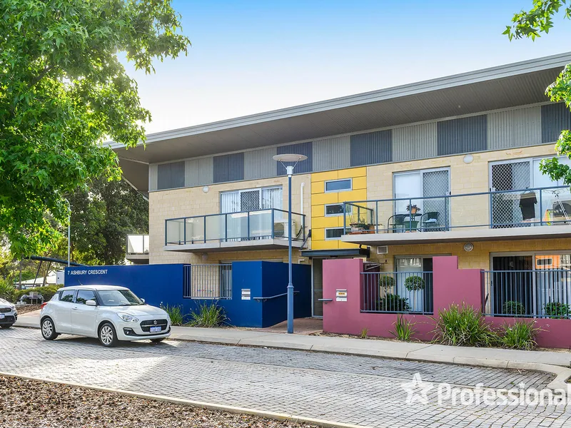 Prime Location: Ground Floor Unit Walking Distance to Mirrabooka Square