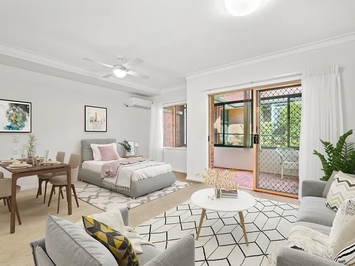 Stylish First Floor Studio Apartment