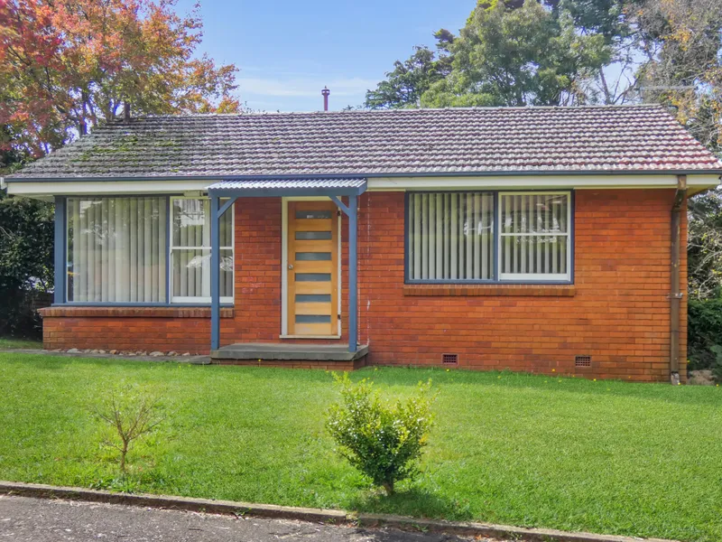 COSY TWO BEDROOM HOUSE