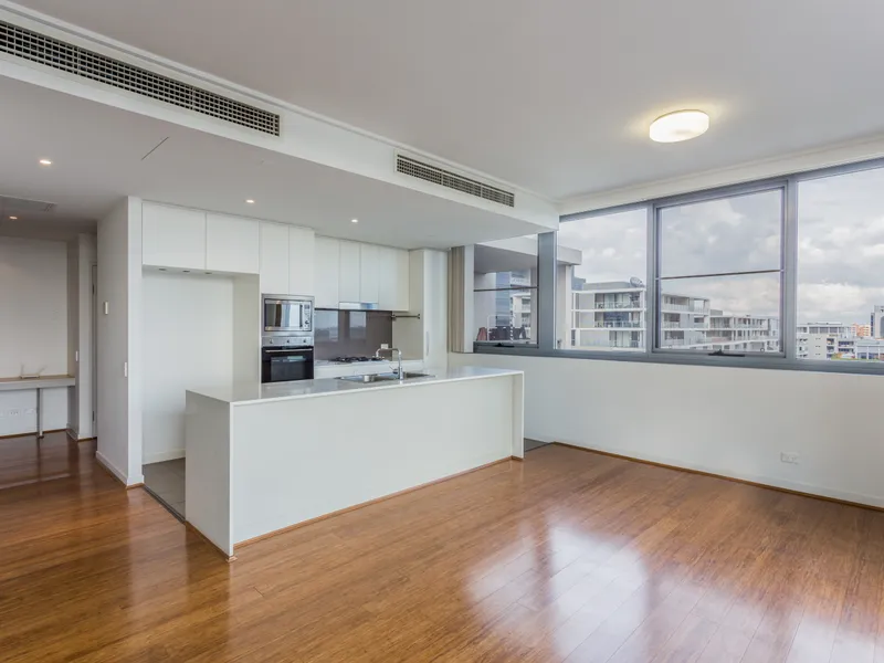 Super Spacious 3 Bed with timber floors!