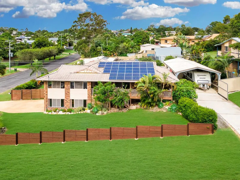 Close to everything and space for a large caravan & boat!