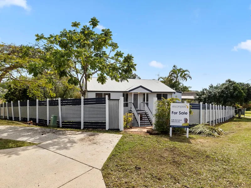 Great family home with hinterland views!!