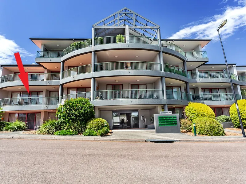 GOLF COURSE VIEWS AT HORIZONS