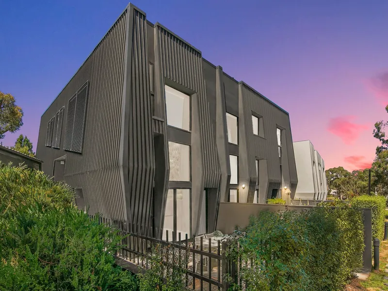 Architecturally distinctive, urban lifestyle