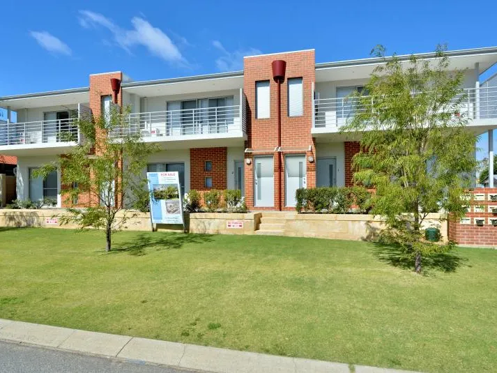 IDEALLY LOCATED IN CENTRAL MANDURAH