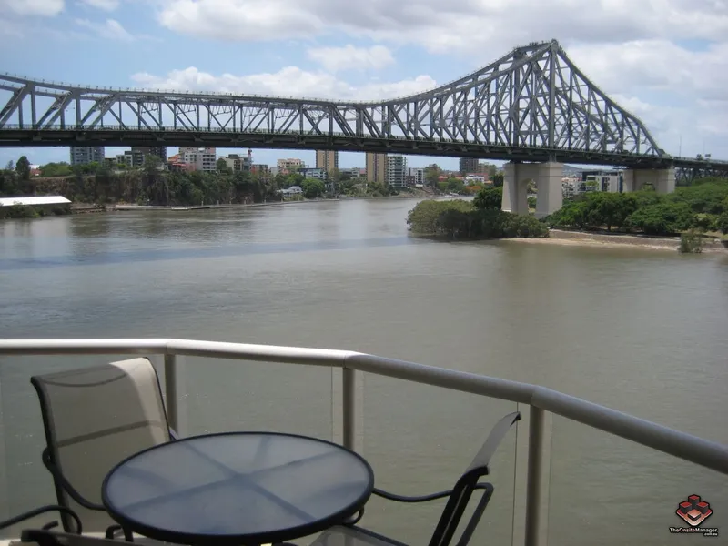 ARGUABLY THE CBDs FINEST RIVERFRONT COMPLEX 1 Bedroom Furnished