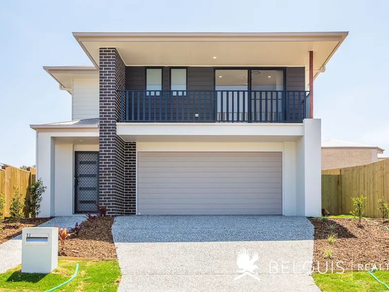 Two Storey Home With Ducted Air-Con!