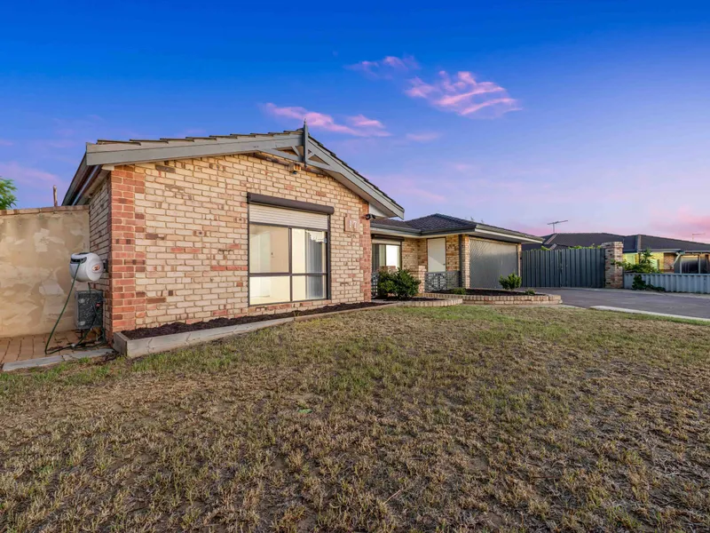 GATED REAR ACCESS, BRIGHT, SPACIOUS AND WELL LOCATED