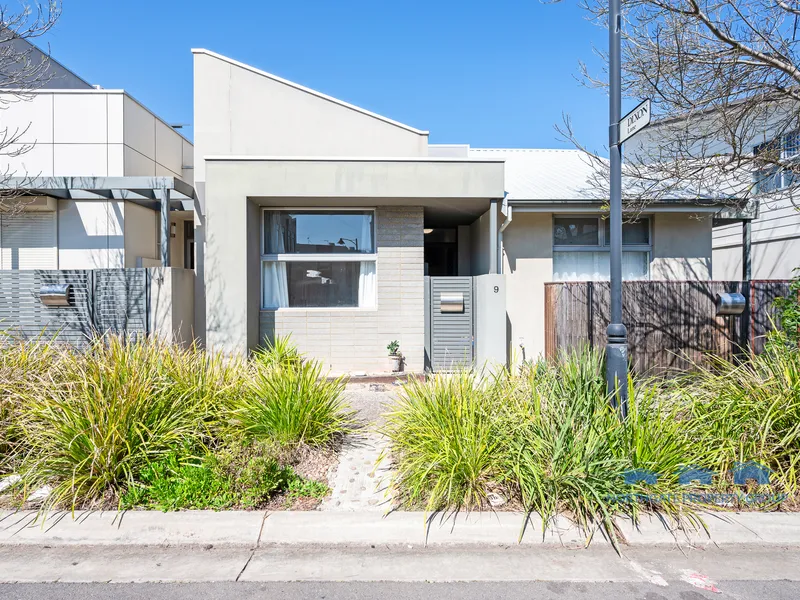 Beautiful Two Bedroom In Mawson Lakes!