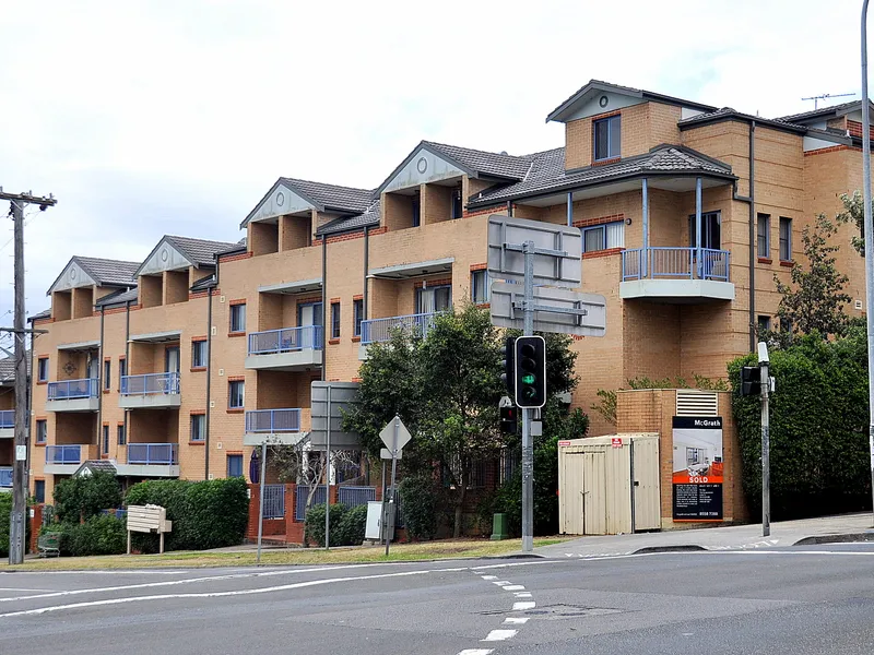 Immaculate 2 Bedroom Apartment in Hurstville CBD