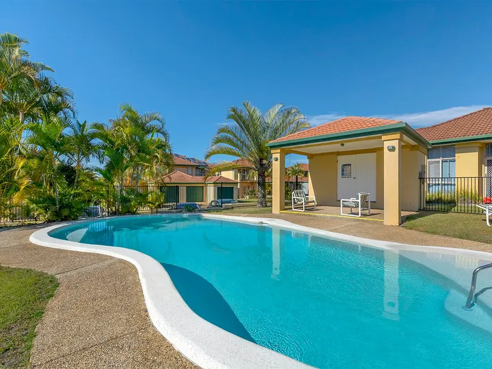 Renovated 3 bedroom townhouse