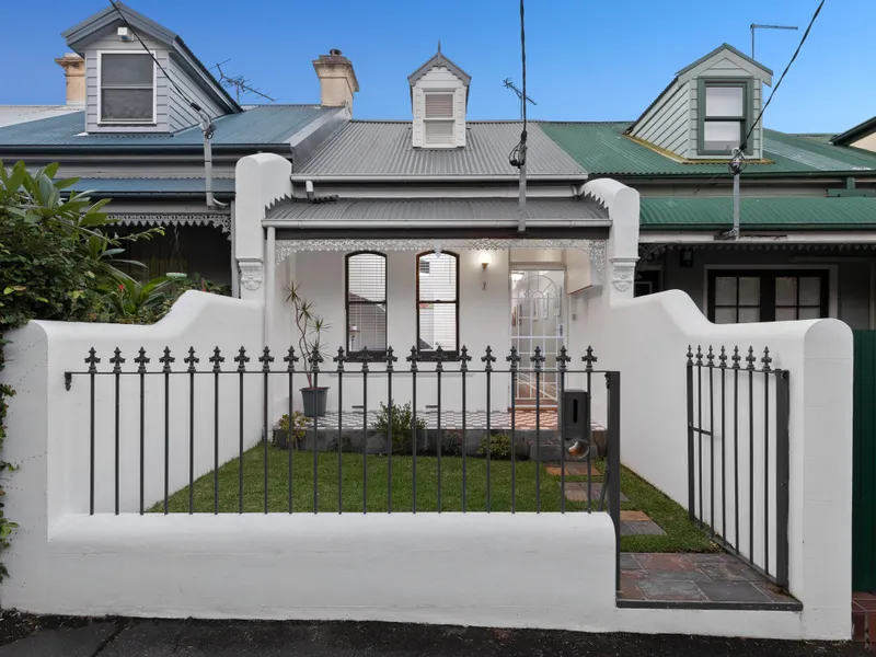 A picturesque terrace with master retreat