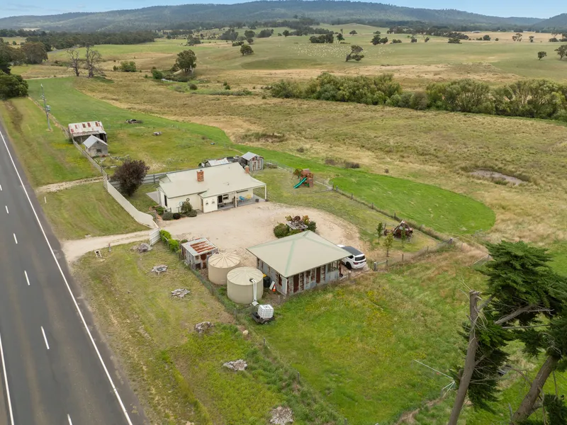 Glorious! Multiple Titles on 25 Acres (Approx.)