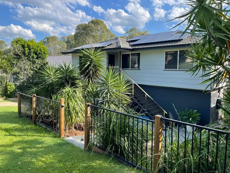 Fully furnished home including bills close to everything