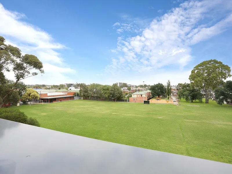 Modern Apartment with Park Views