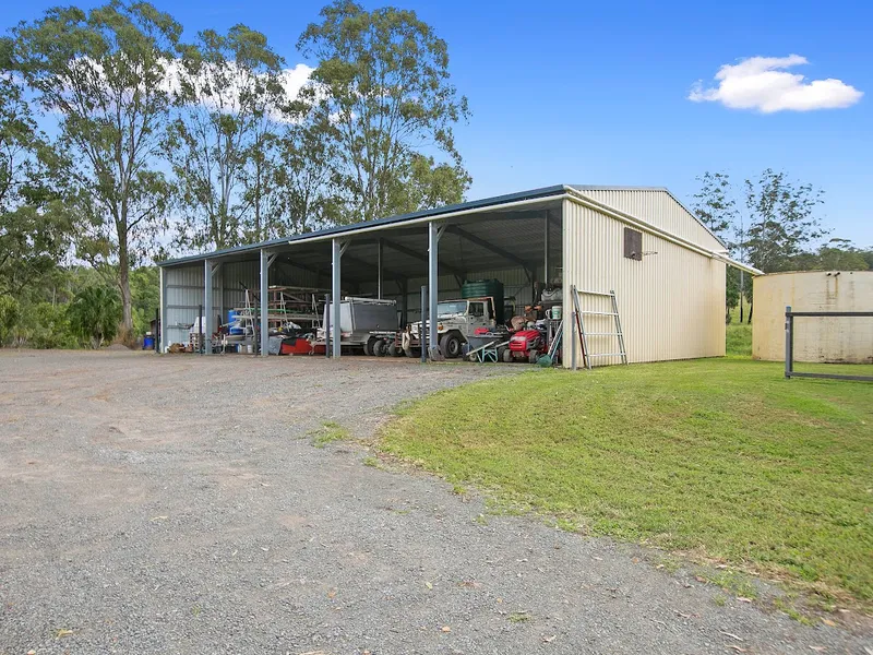 122.09 ACRES WITHIN MINUTES TO GYMPIE. DON'T MISS THIS ONE!