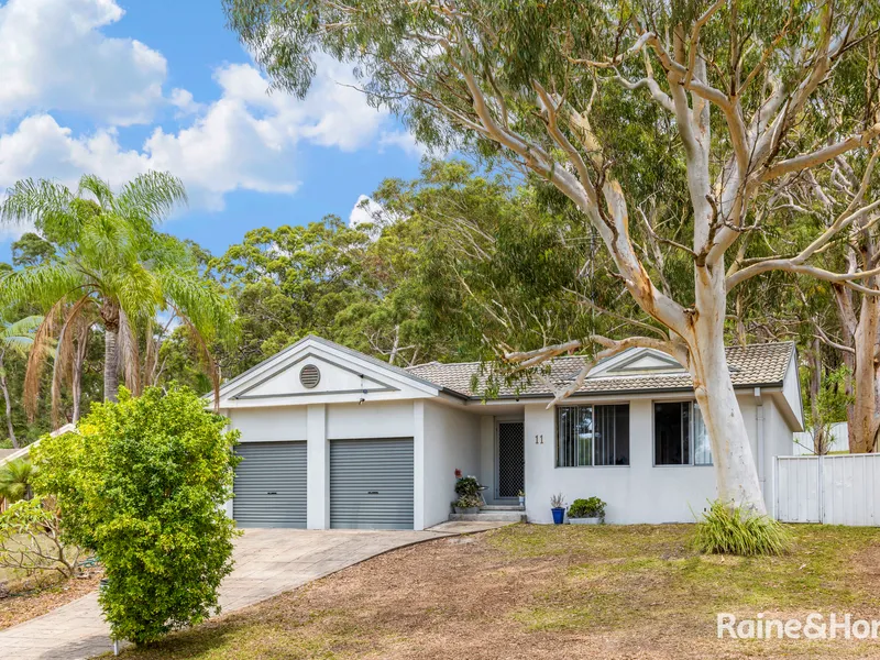 Bright light leafy oasis backing onto Bush Reserve.