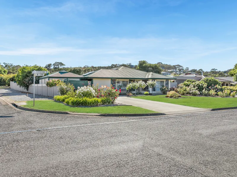 Proud residence 1/4 acre corner allot