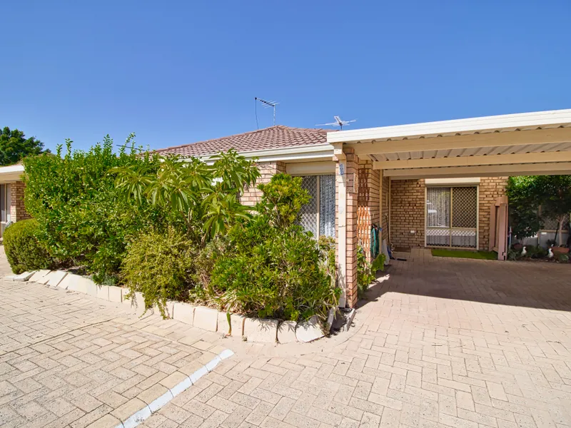 Secure villa close to amenities.