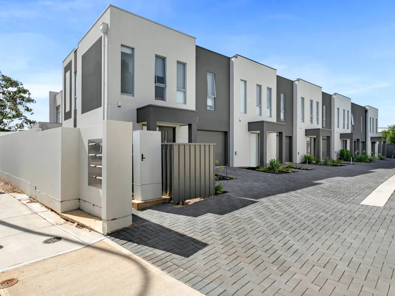 The ultimate low maintenance lifestyle awaits!