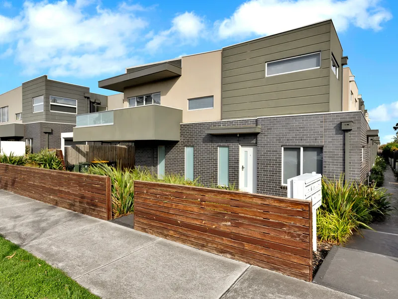 Charming Townhome, Unbeatable Location