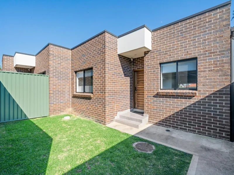 Gorgeous 2 bedroom granny flat