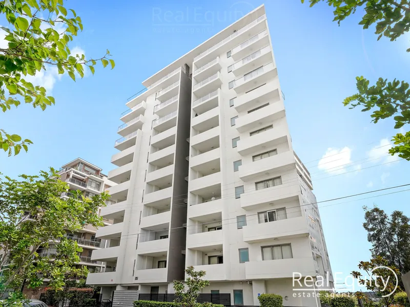 Contemporary Apartment in a Highly Appealing Complex