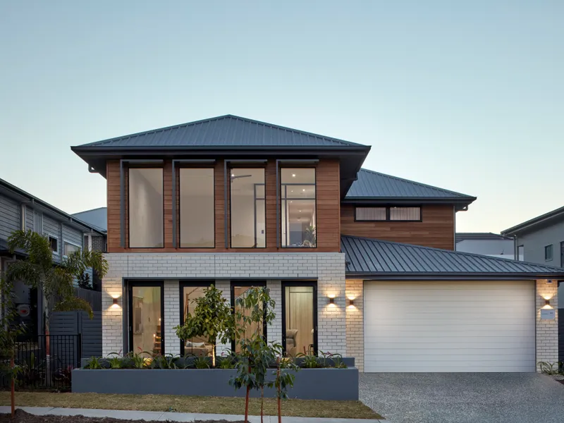 PRIVIUM HOMES DISPLAY HOME FOR SALE WITH LEASE BACK