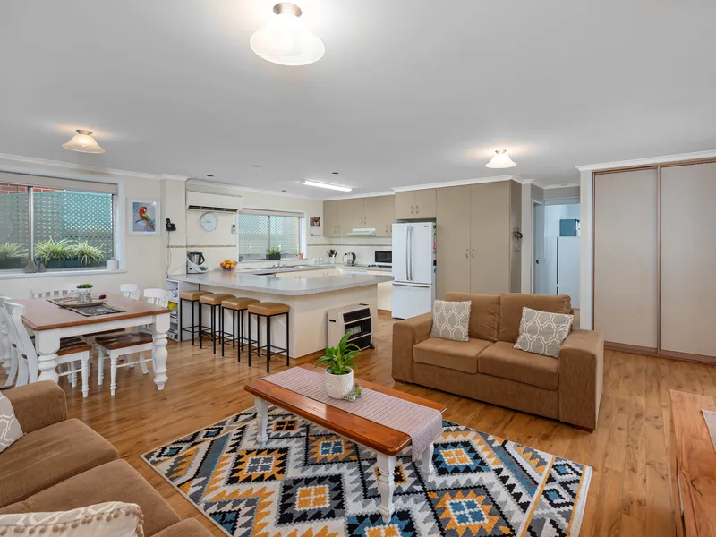 Spacious charming 3 bedroom house for rent.