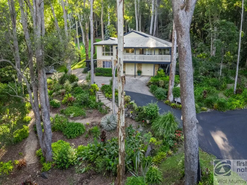 AN ENVIABLE LIFESTYLE AWAITS