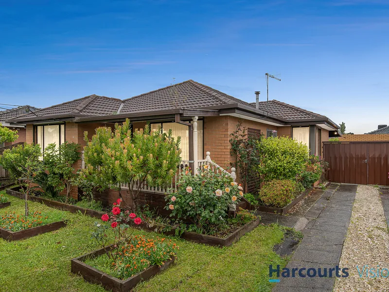 Relaxed Living in Garden Paradise