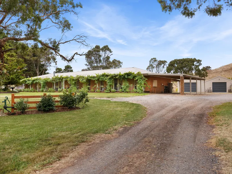 Idyllic Lifestyle on Approx One Hectare of Bliss